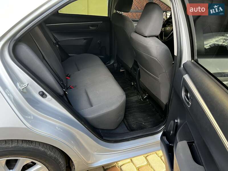 Седан Toyota Corolla 2018 в Бориславе