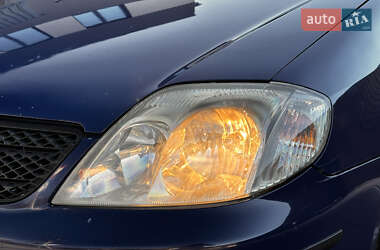 Универсал Toyota Corolla 2002 в 