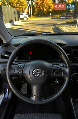 Универсал Toyota Corolla 2002 в 