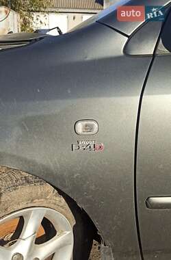 Хэтчбек Toyota Corolla 2003 в  фото 5 Хэтчбек Toyota Corolla 2003 в