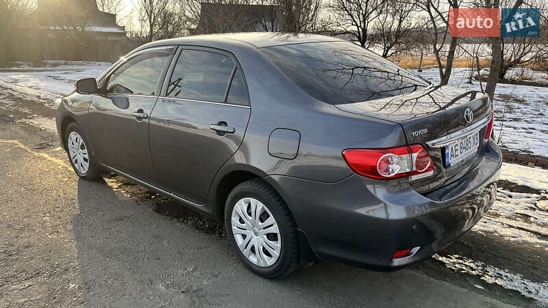 Седан Toyota Corolla 2012 в Краматорске