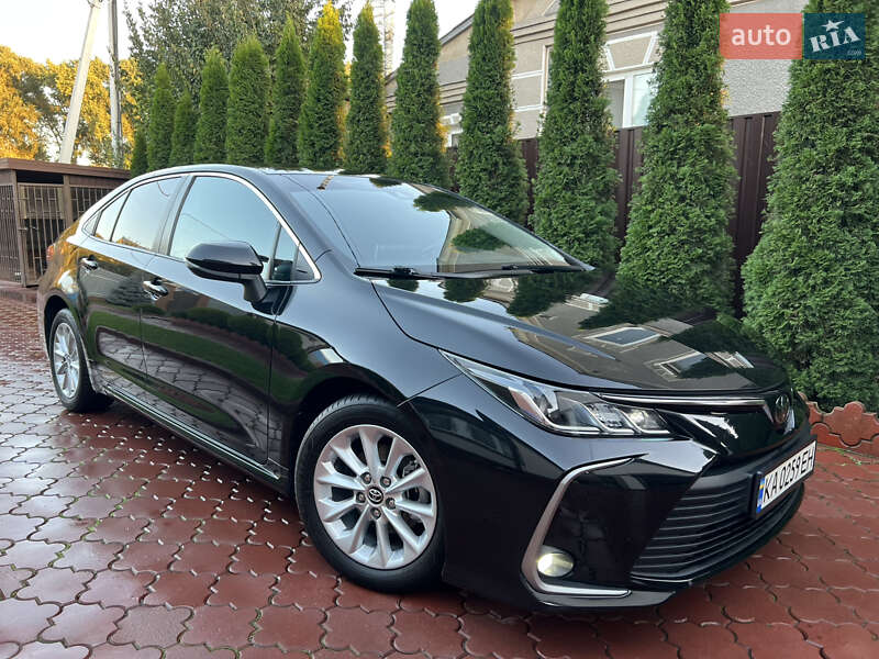 Седан Toyota Corolla 2019 в Броварах фото 2 Седан Toyota Corolla 2019 в Броварах