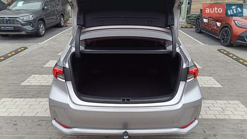 Седан Toyota Corolla 2021 в Киеве
