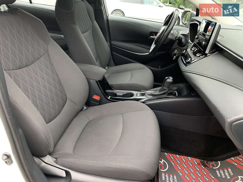 Седан Toyota Corolla 2020 в Киеве фото 32 Седан Toyota Corolla 2020 в Киеве