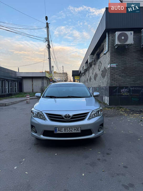 Седан Toyota Corolla 2012 в Каменском фото 3 Седан Toyota Corolla 2012 в Каменском