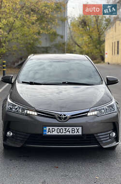 Седан Toyota Corolla 2017 в Каменец-Подольском Седан Toyota Corolla 2017 в Каменец-Подольском