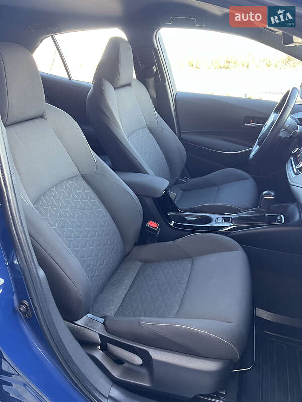 Хэтчбек Toyota Corolla 2019 в Львове