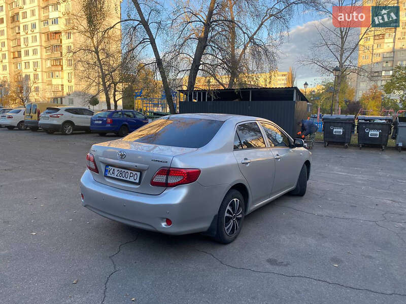 Седан Toyota Corolla 2007 в Киеве