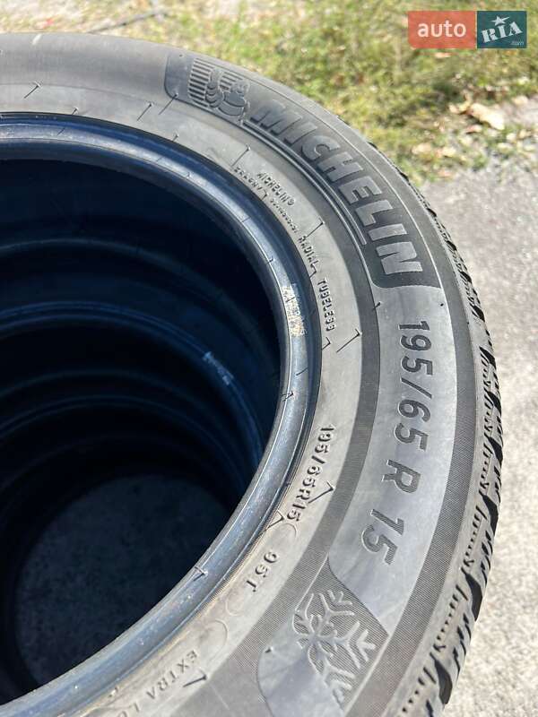 Седан Toyota Corolla 2019 в Киеве фото 14 Седан Toyota Corolla 2019 в Киеве