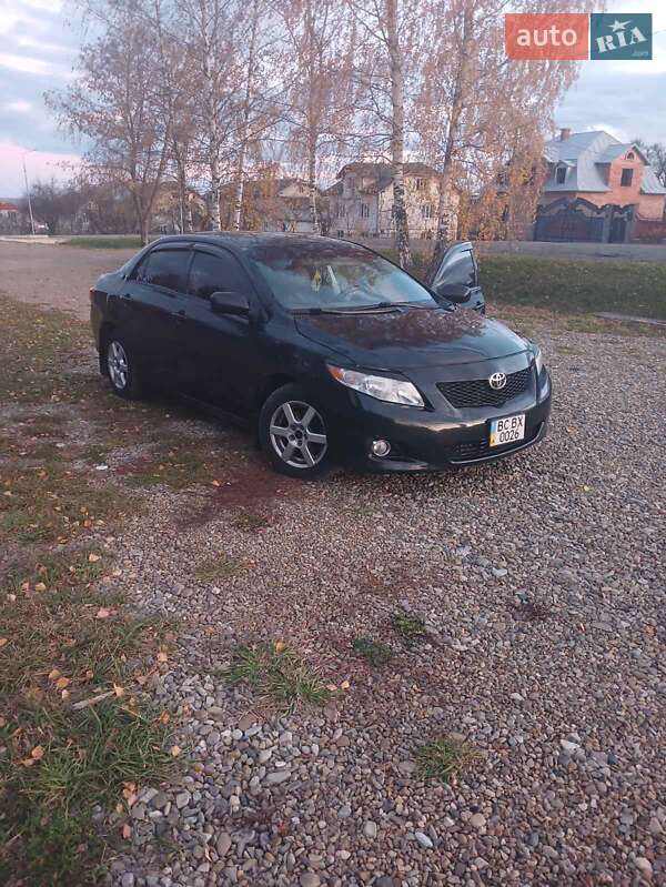 Седан Toyota Corolla 2008 в Моршине