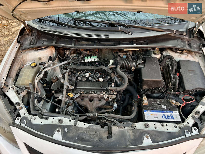 Седан Toyota Corolla 2012 в Львові