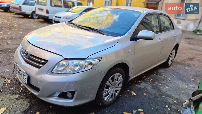 Седан Toyota Corolla 2008 в Одесі