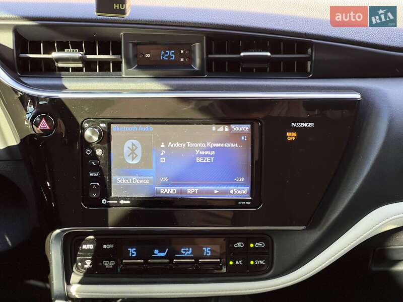 Хэтчбек Toyota Corolla 2017 в Одессе фото 18 Хэтчбек Toyota Corolla 2017 в Одессе