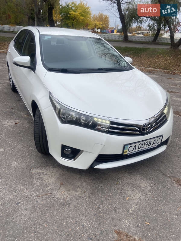 Седан Toyota Corolla 2015 в Черкассах фото 2 Седан Toyota Corolla 2015 в Черкассах