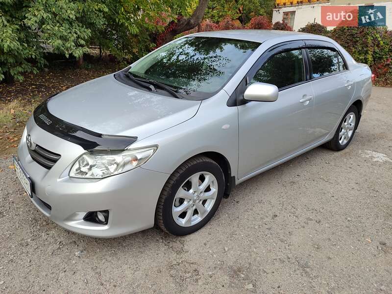 Седан Toyota Corolla 2008 в Днепре фото 2 Седан Toyota Corolla 2008 в Днепре