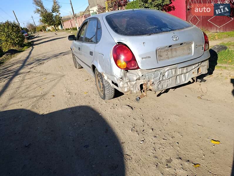 Хэтчбек Toyota Corolla 1998 в Беляевке
