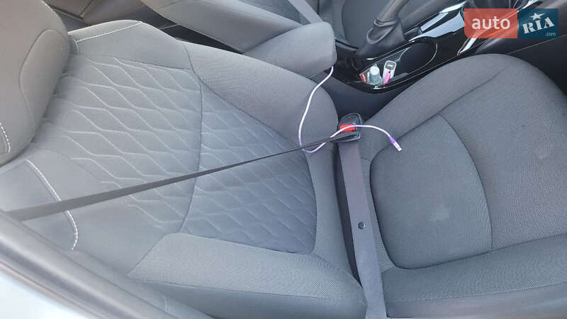 Седан Toyota Corolla 2019 в Киеве фото 27 Седан Toyota Corolla 2019 в Киеве