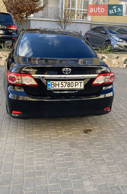 Седан Toyota Corolla 2011 в Одесі