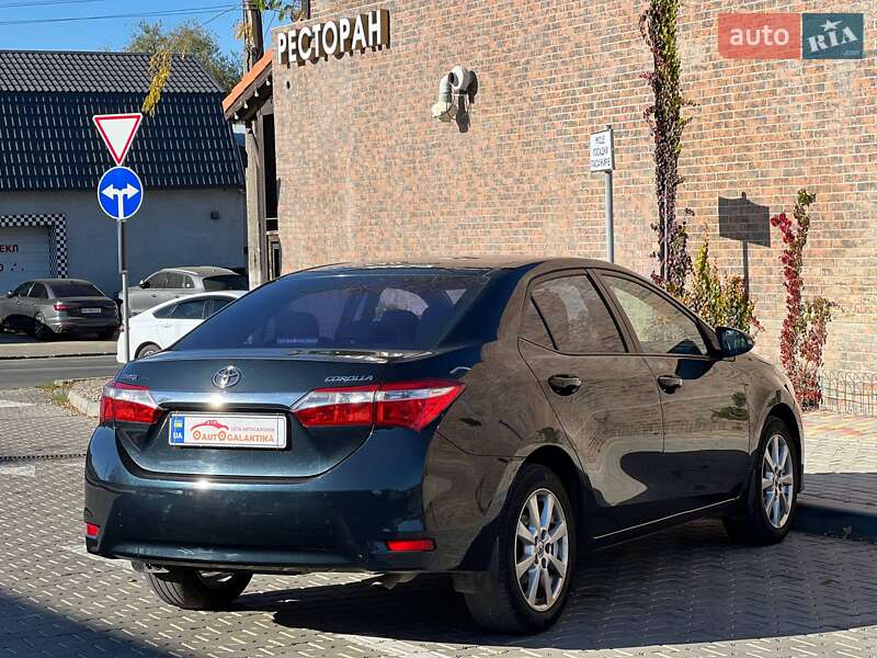 Седан Toyota Corolla 2016 в Одессе