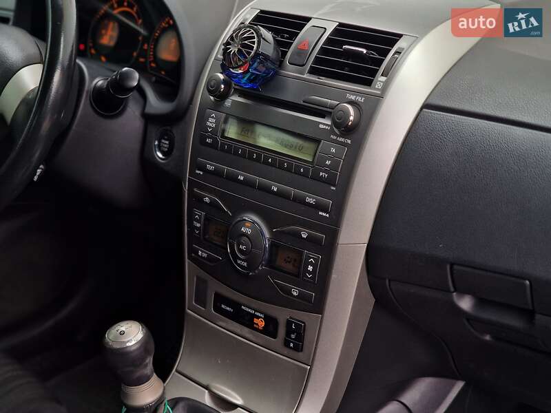 Седан Toyota Corolla 2007 в Одессе