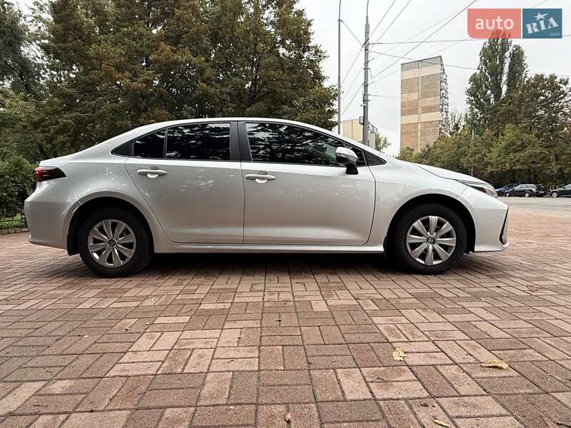 Седан Toyota Corolla 2021 в Киеве фото Седан Toyota Corolla 2021 в Киеве
