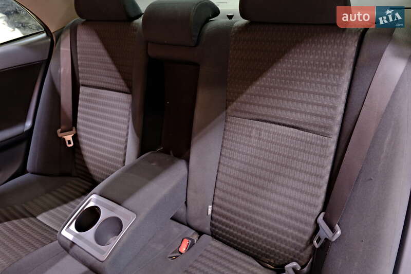 Седан Toyota Corolla 2011 в Одессе фото 32 Седан Toyota Corolla 2011 в Одессе