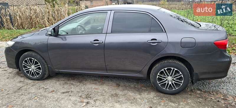Седан Toyota Corolla 2012 в Нежине