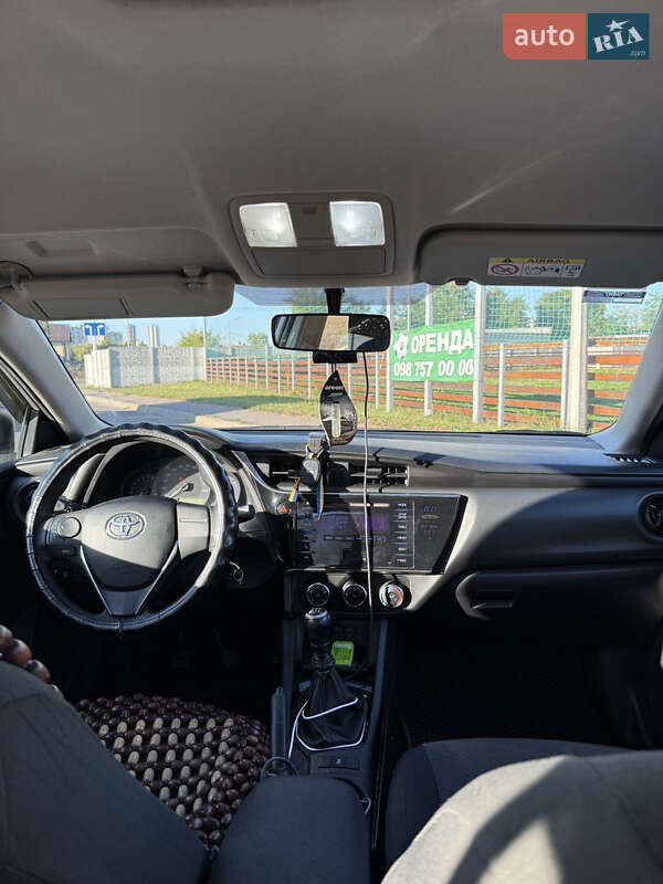 Седан Toyota Corolla 2018 в Києві фото 15 Седан Toyota Corolla 2018 в Києві