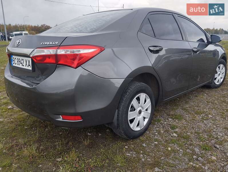 Седан Toyota Corolla 2013 в Львові фото 13 Седан Toyota Corolla 2013 в Львові