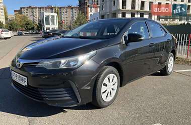 Седан Toyota Corolla 2017 в Одессе
