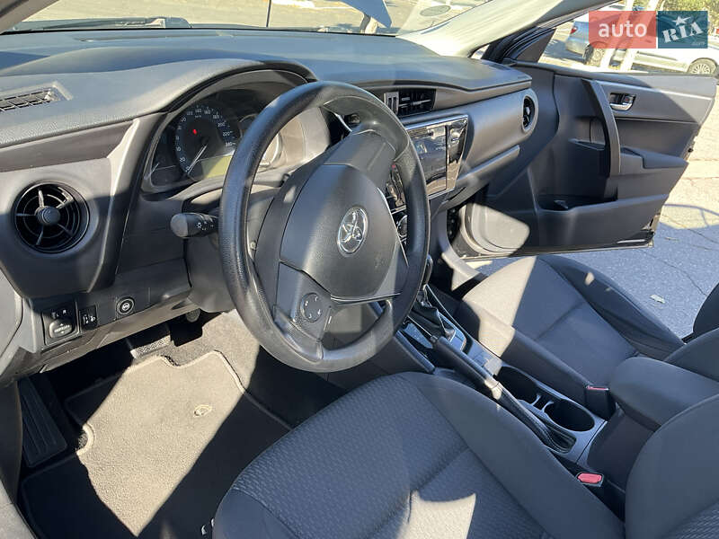 Седан Toyota Corolla 2017 в Одесі фото 24 Седан Toyota Corolla 2017 в Одесі