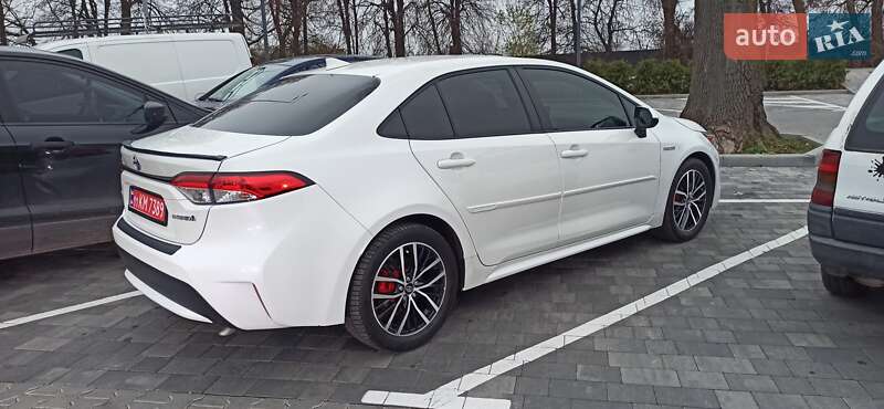 Седан Toyota Corolla 2021 в Вінниці