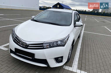 Седан Toyota Corolla 2015 в Одессе