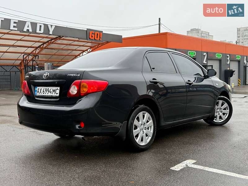 Седан Toyota Corolla 2008 в Харькове