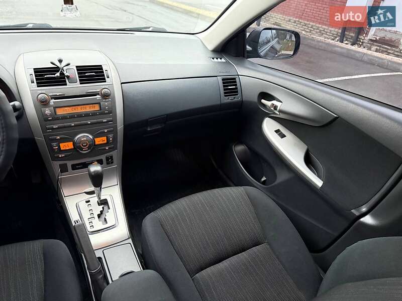 Седан Toyota Corolla 2008 в Харькове