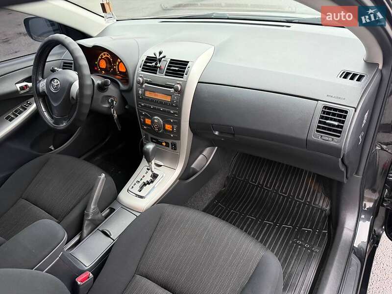 Седан Toyota Corolla 2008 в Харькове