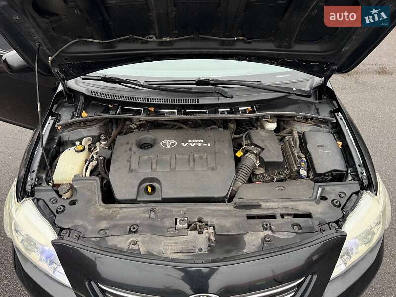 Седан Toyota Corolla 2008 в Харькове