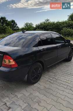 Седан Toyota Corolla 2005 в Полтаві