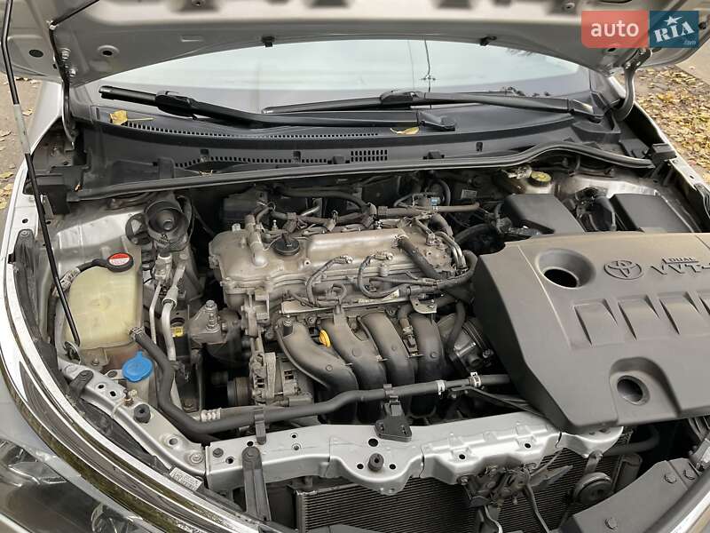 Седан Toyota Corolla 2016 в Києві фото 26 Седан Toyota Corolla 2016 в Києві