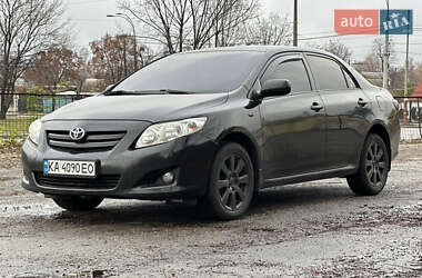 Седан Toyota Corolla 2009 в Киеве