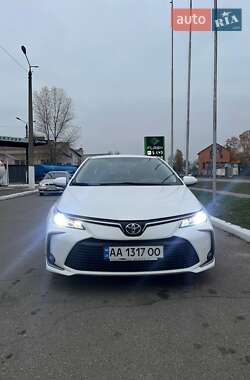 Седан Toyota Corolla 2019 в Києві