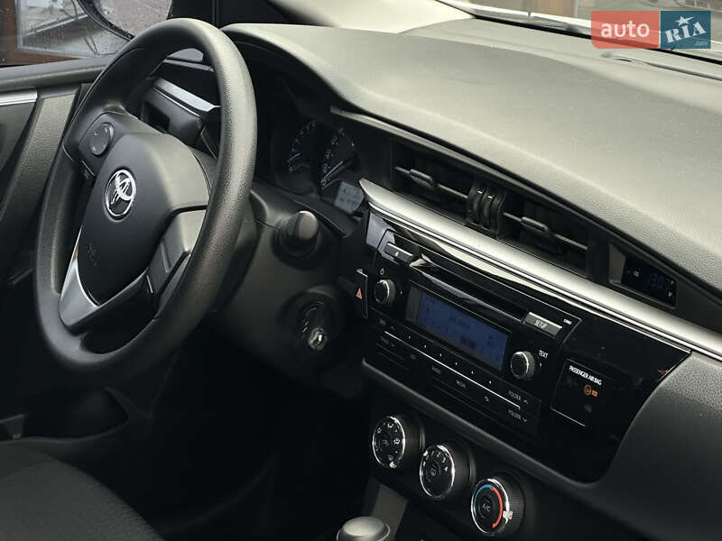 Седан Toyota Corolla 2016 в Харькове фото 27 Седан Toyota Corolla 2016 в Харькове