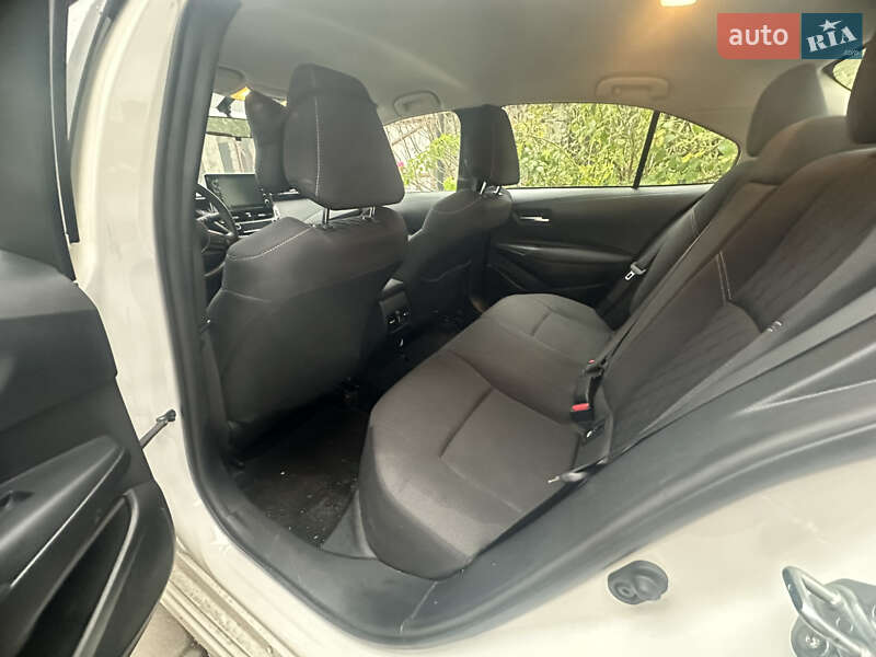 Седан Toyota Corolla 2022 в Обухові