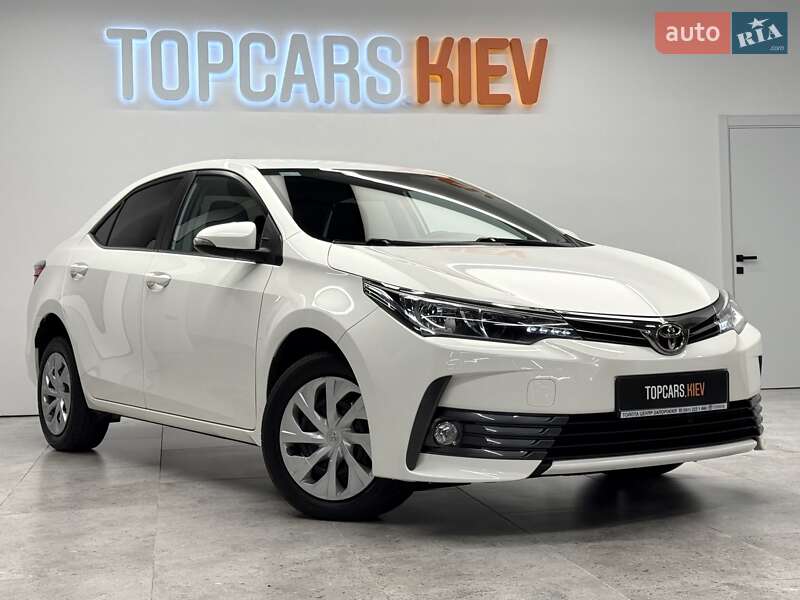 Седан Toyota Corolla 2017 в Киеве фото 3 Седан Toyota Corolla 2017 в Киеве