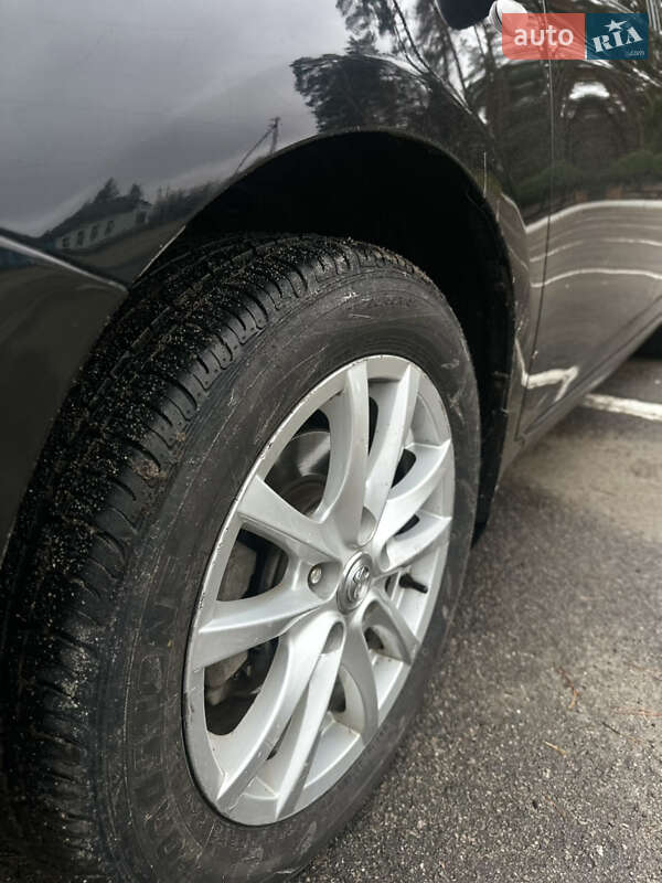 Седан Toyota Corolla 2008 в Лебедине