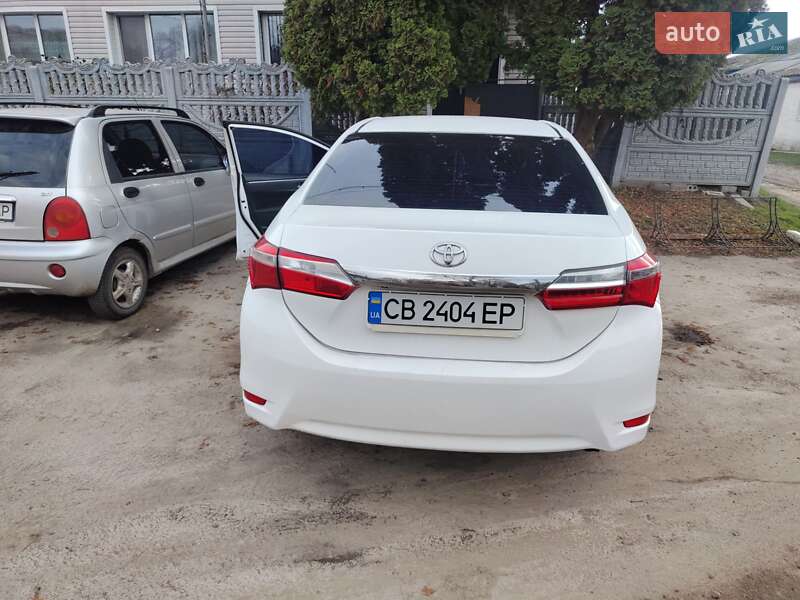 Седан Toyota Corolla 2015 в Прилуках фото 6 Седан Toyota Corolla 2015 в Прилуках