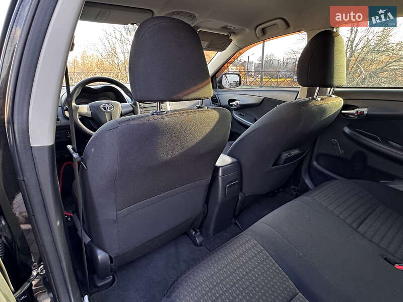 Седан Toyota Corolla 2012 в Харькове фото 29 Седан Toyota Corolla 2012 в Харькове