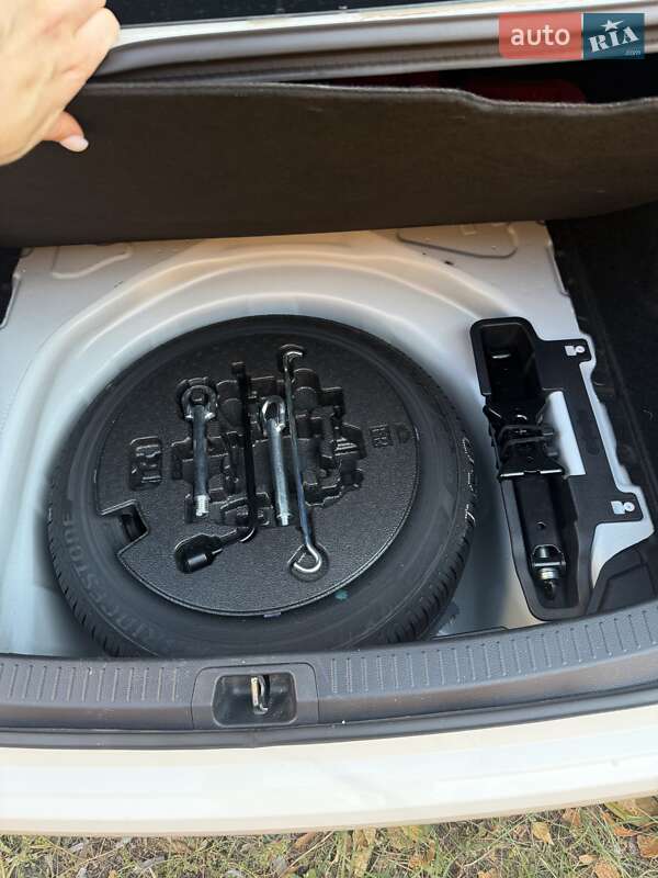 Седан Toyota Corolla 2021 в Полтаве фото 3 Седан Toyota Corolla 2021 в Полтаве