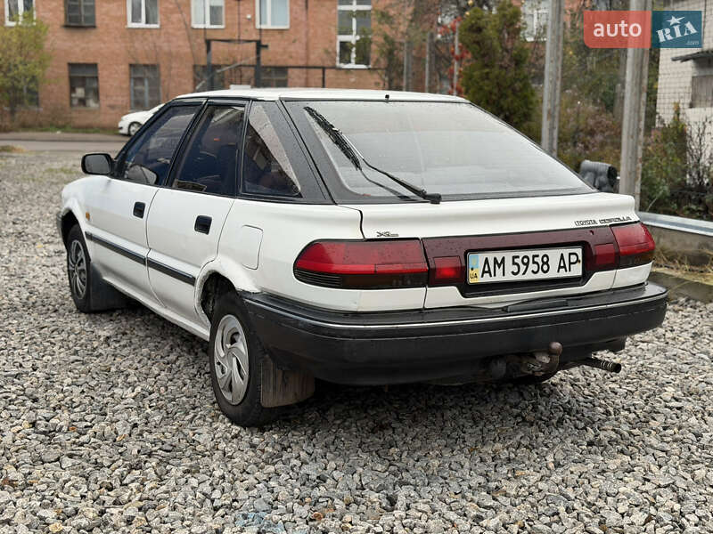 Хэтчбек Toyota Corolla 1988 в Бердичеве фото 7 Хэтчбек Toyota Corolla 1988 в Бердичеве