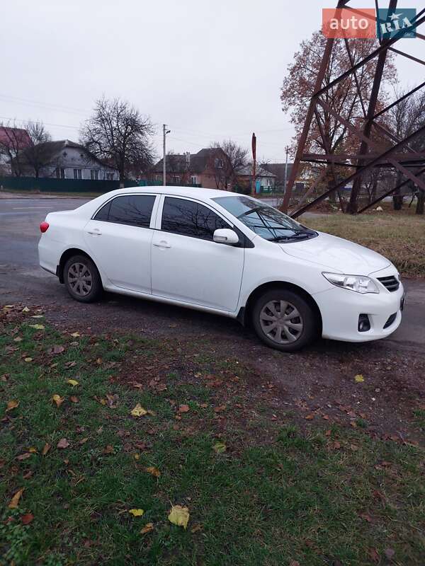 Седан Toyota Corolla 2011 в Чернігові фото 3 Седан Toyota Corolla 2011 в Чернігові